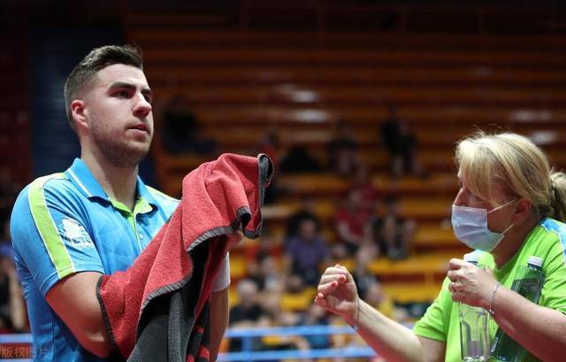 凭借在男篮 凭借在男篮