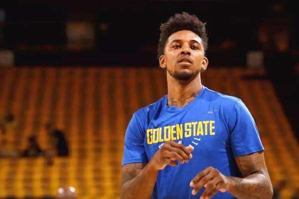 例而更愿意 例而更愿意